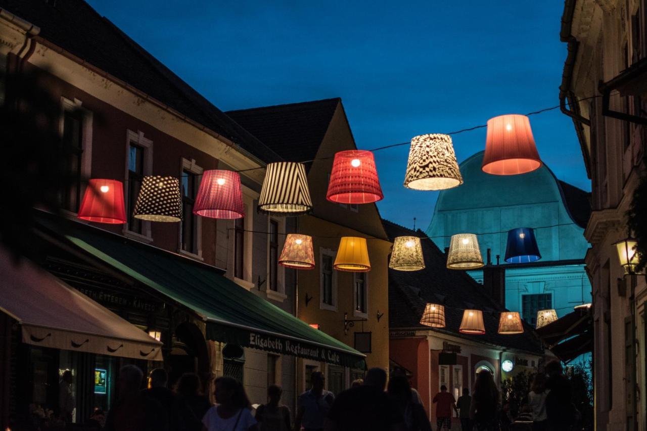 Városi Vendégház Szentendre Exterior foto